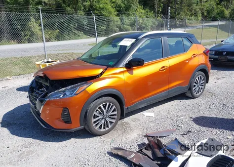 2022 Nissan Kicks Sv Xtronic Cvt z USA, uszkodzony, nr VIN 3N1CP5CV3NL492064